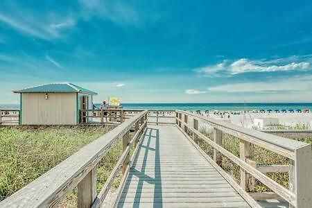 The Oyster By Brightwild-Beachfront Condo Destin Extérieur photo
