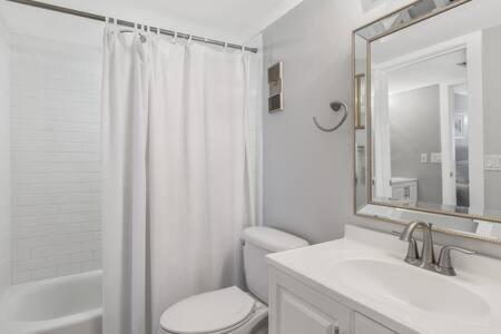 The Oyster By Brightwild-Beachfront Condo Destin Extérieur photo