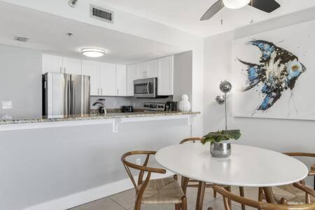 The Oyster By Brightwild-Beachfront Condo Destin Extérieur photo