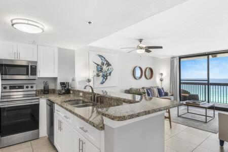 The Oyster By Brightwild-Beachfront Condo Destin Extérieur photo